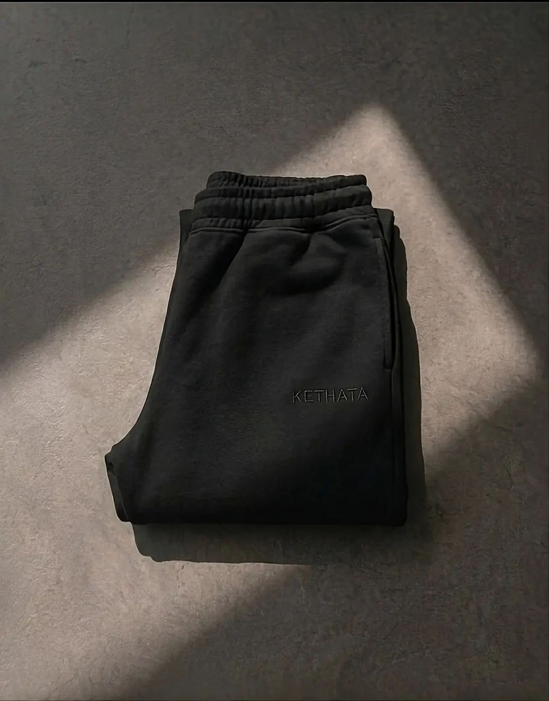 Kethata Heavyweight Sweatpants | Obsidian · Tonal leg embroidery